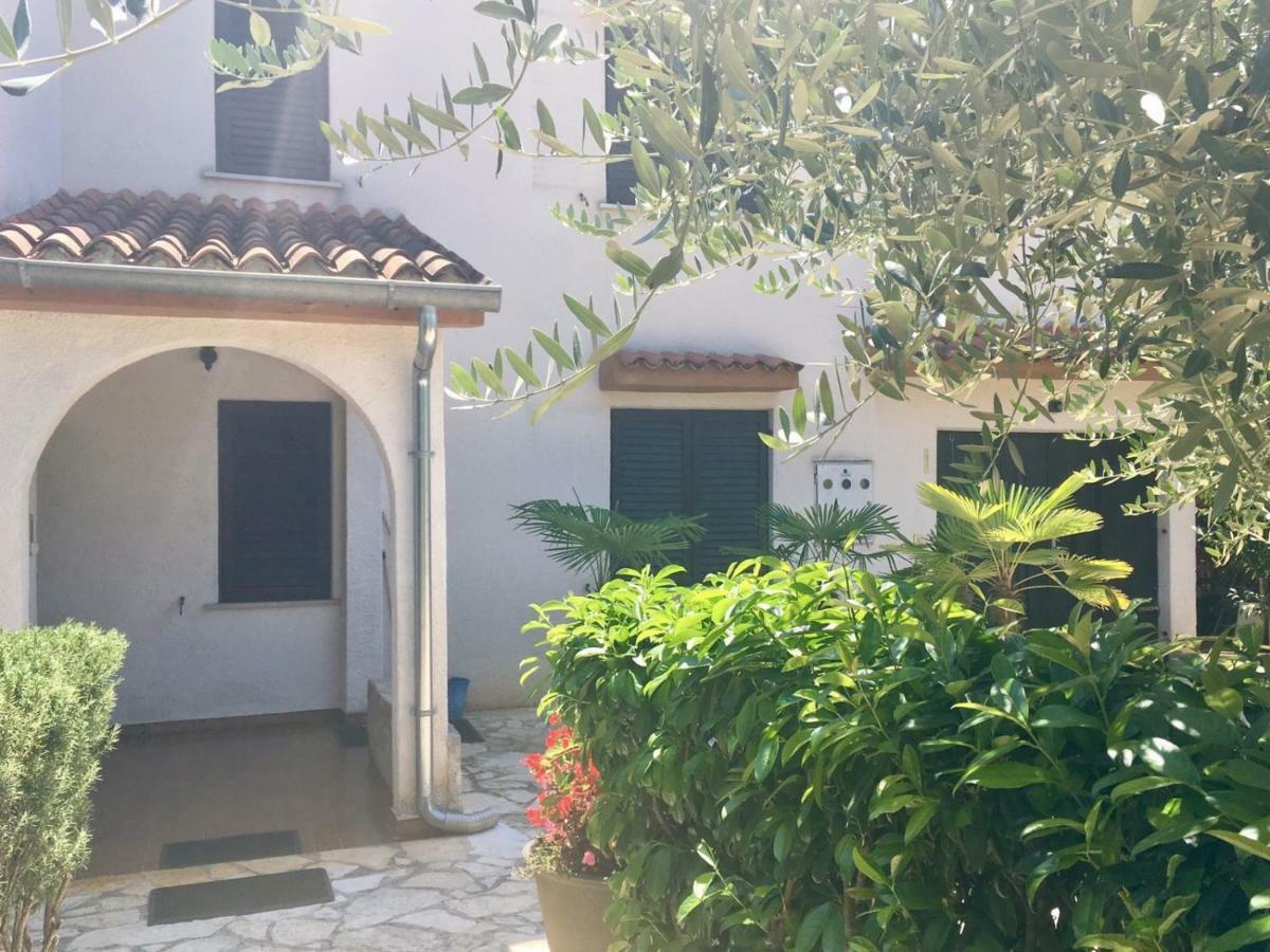 Villa Zoe Porec Esterno foto