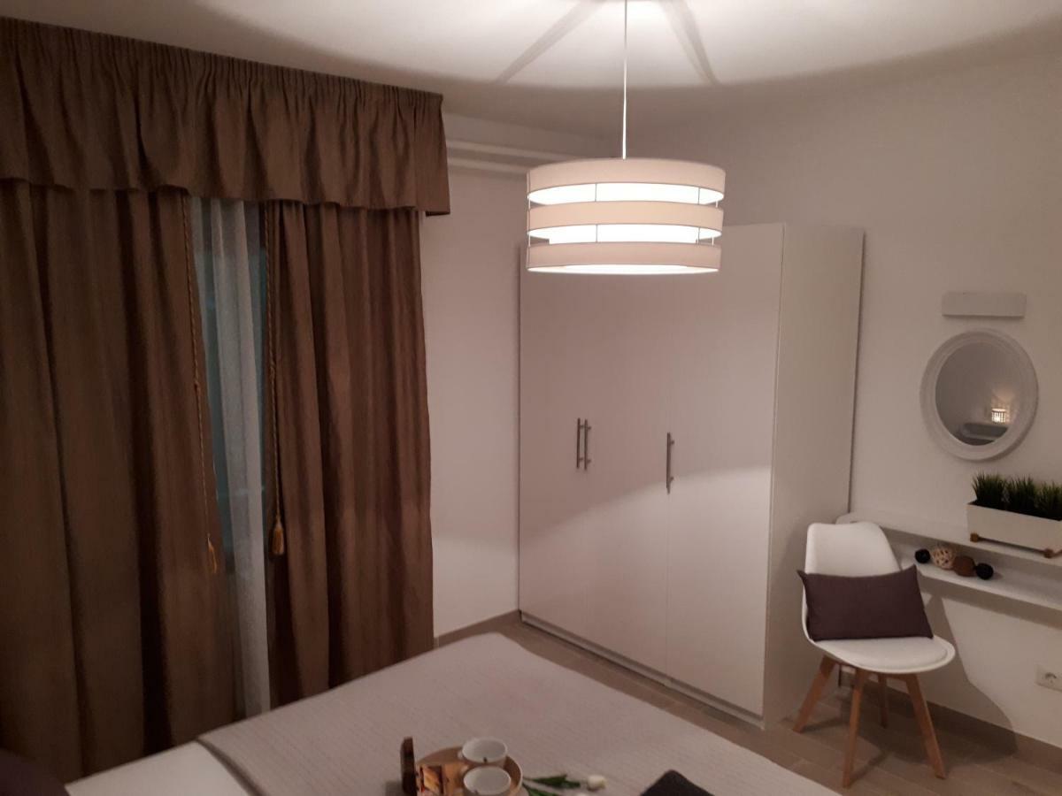 Villa Zoe Porec Esterno foto