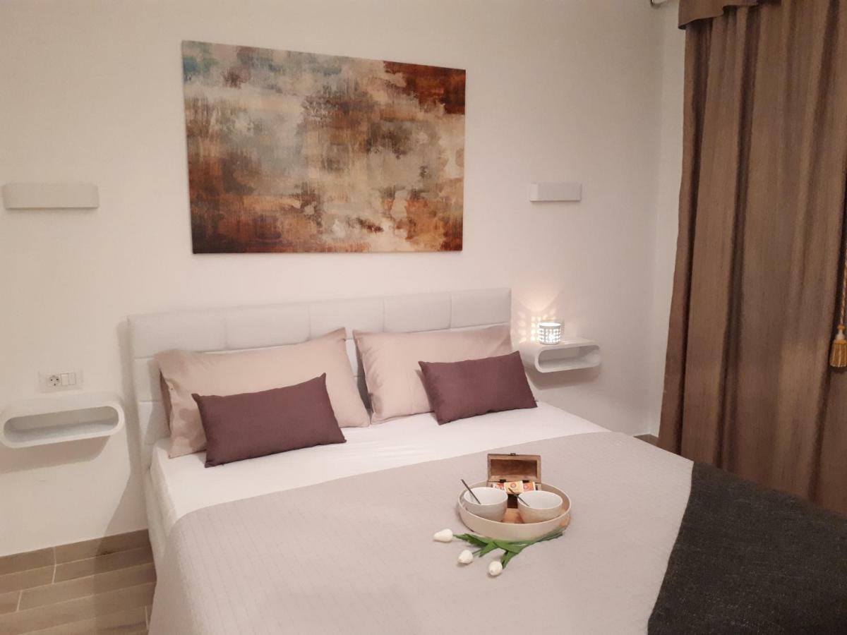 Villa Zoe Porec Esterno foto