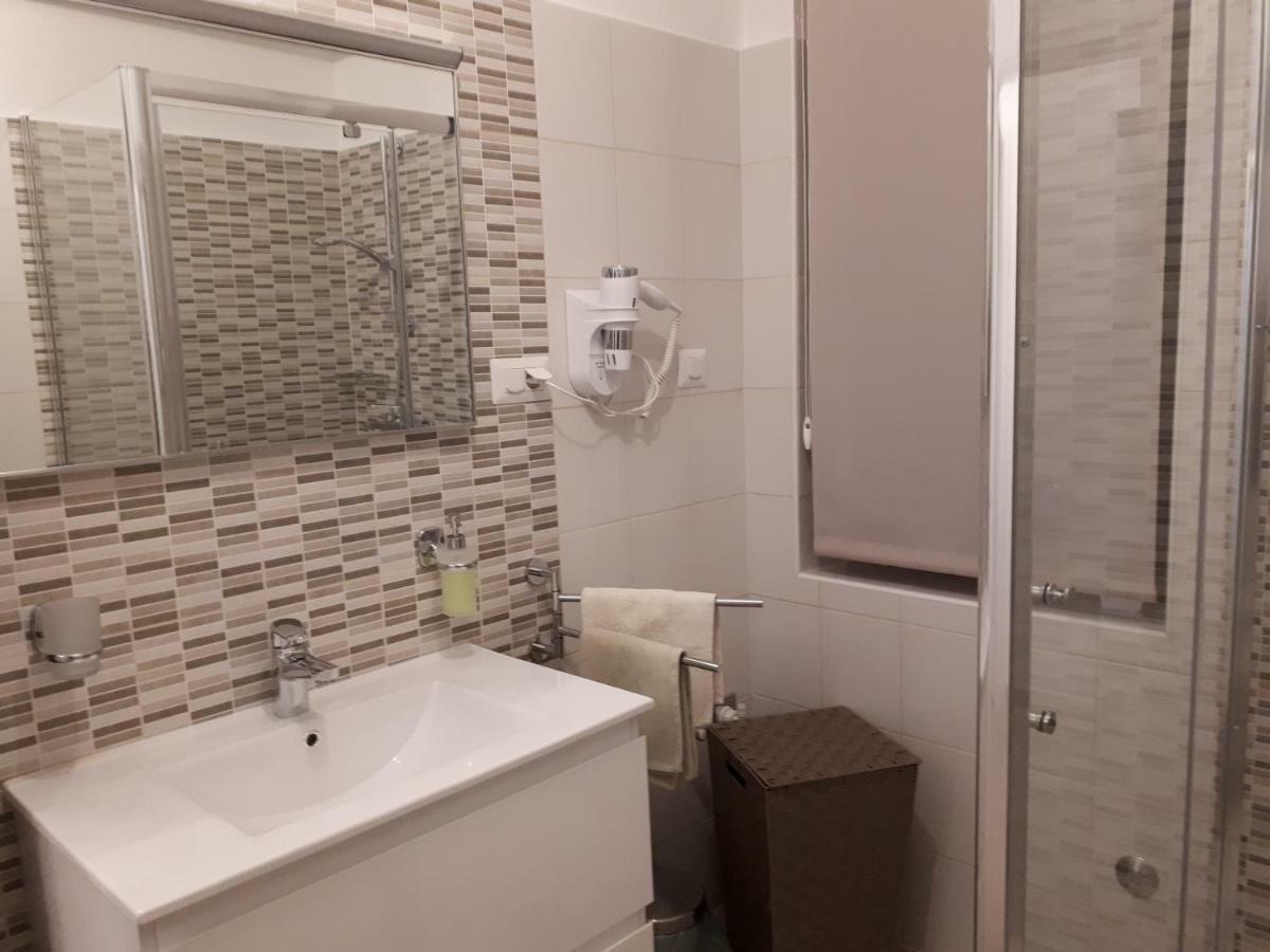 Villa Zoe Porec Esterno foto