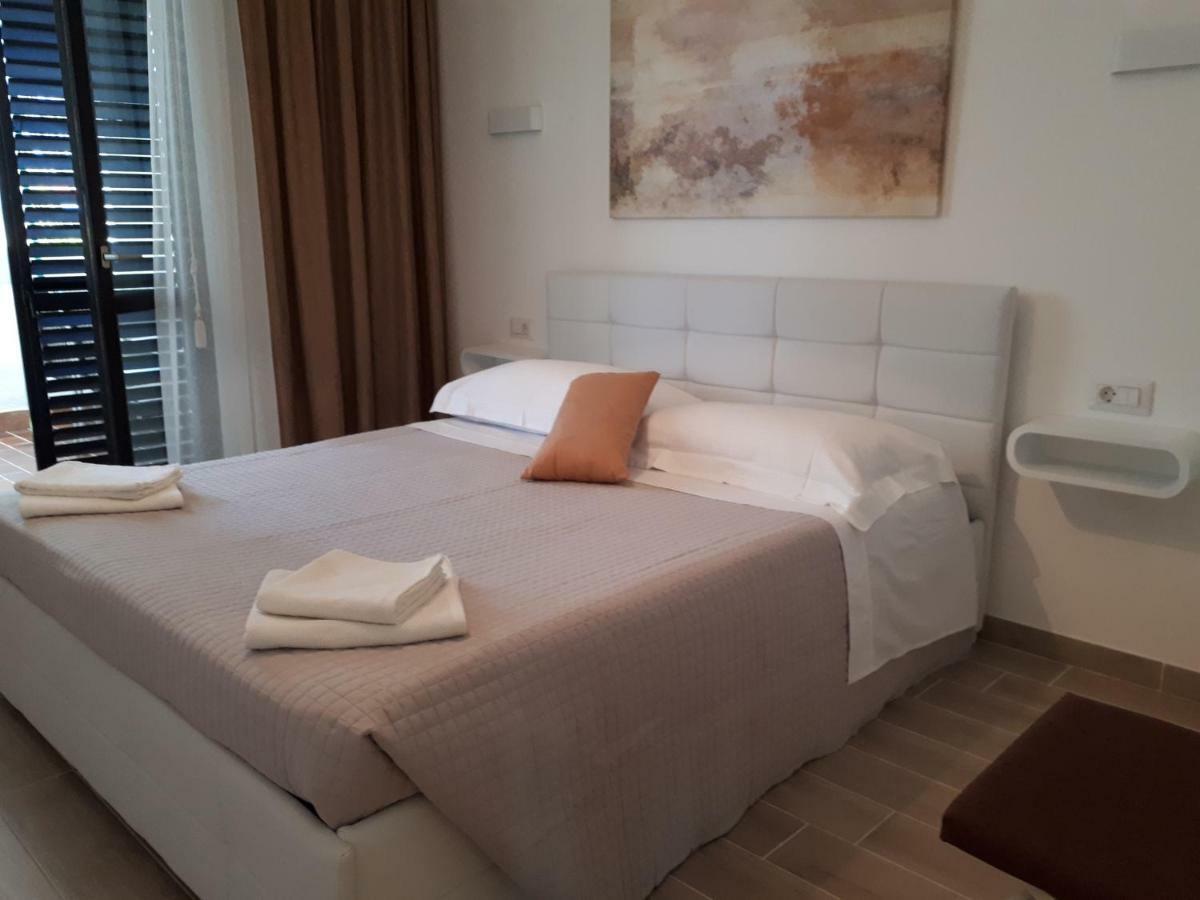 Villa Zoe Porec Esterno foto