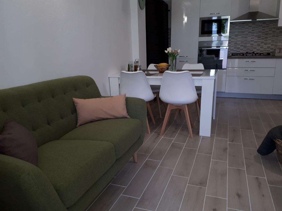 Villa Zoe Porec Esterno foto