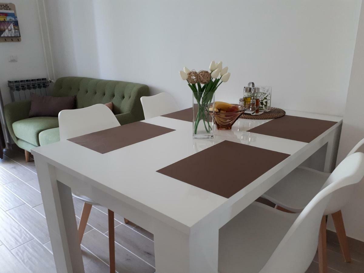 Villa Zoe Porec Esterno foto